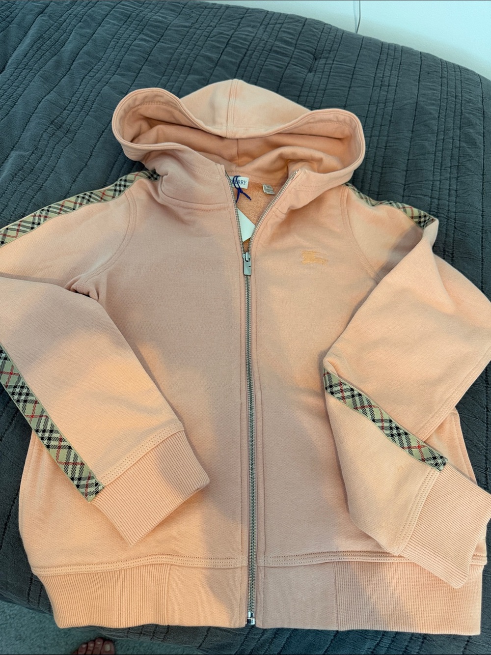 New, with tags! Burberry Peach Zip Hoodie with Classic Check Trim 😎